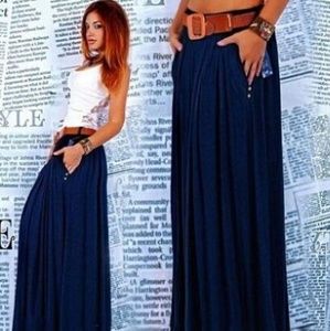 NWOT, Long Maxi Skirt, sz small